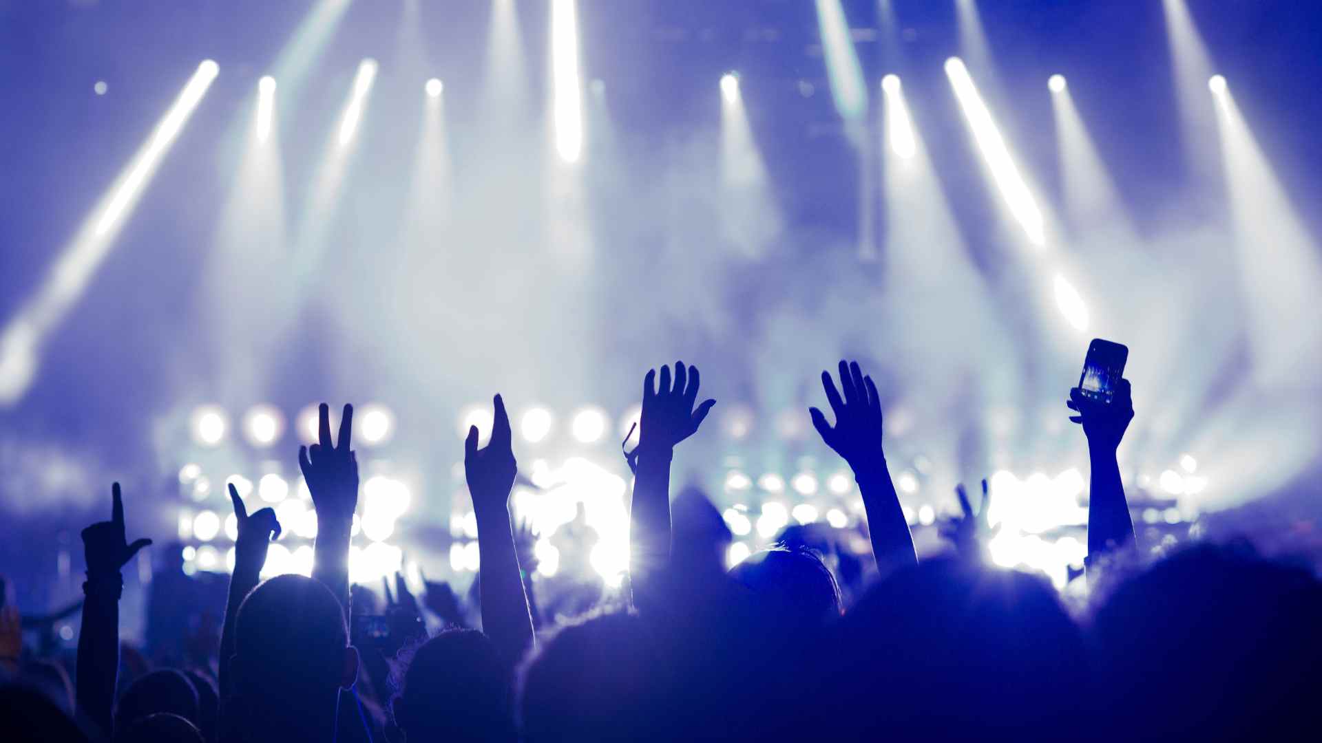 Oasis Reunion Tour set to boost UK economy